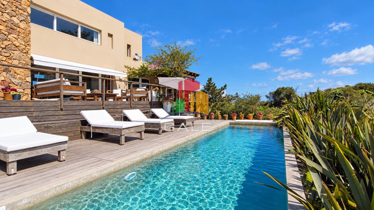 Gale Propiedades & Escribanía Casa ID.4542 - Casa en Venta, Santa Mónica, Manantiales, 4 Dormitorios.