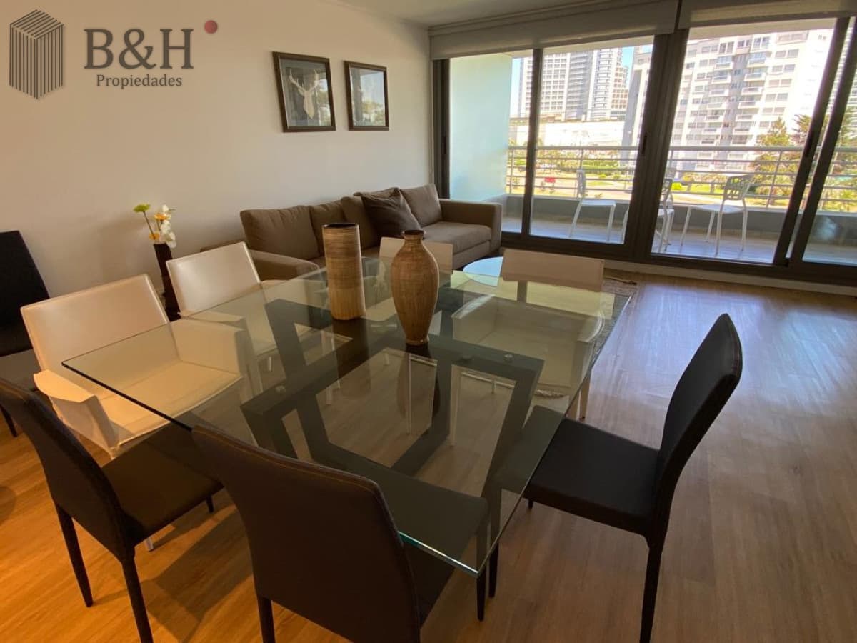 Venta y Alquiler de apartamento 3 ambientes - Aidy Grill, Punta del Este