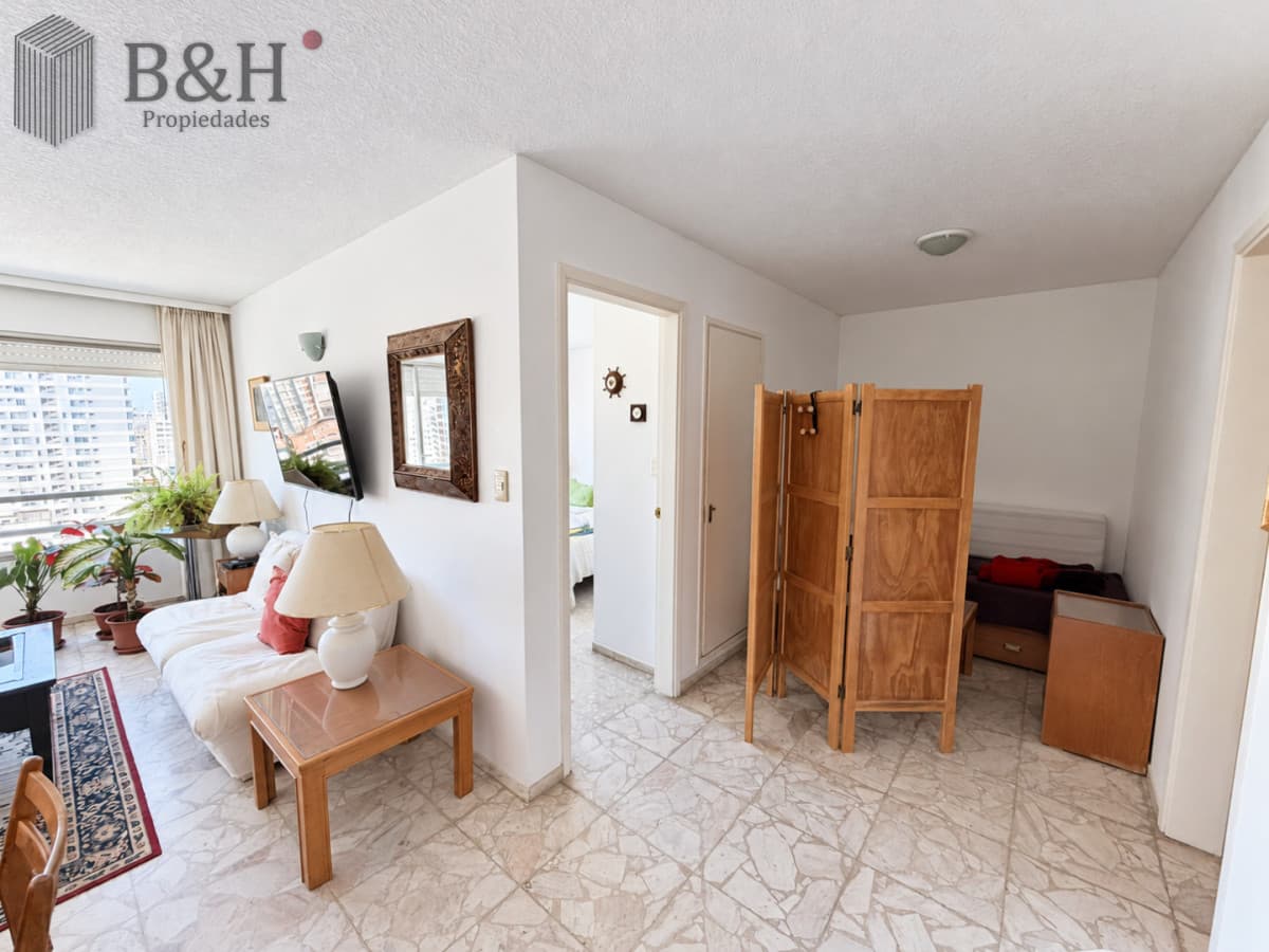 Apartamento en Venta y Alquiler, Peninsula, Punta del Este, 1 Dormitorios.