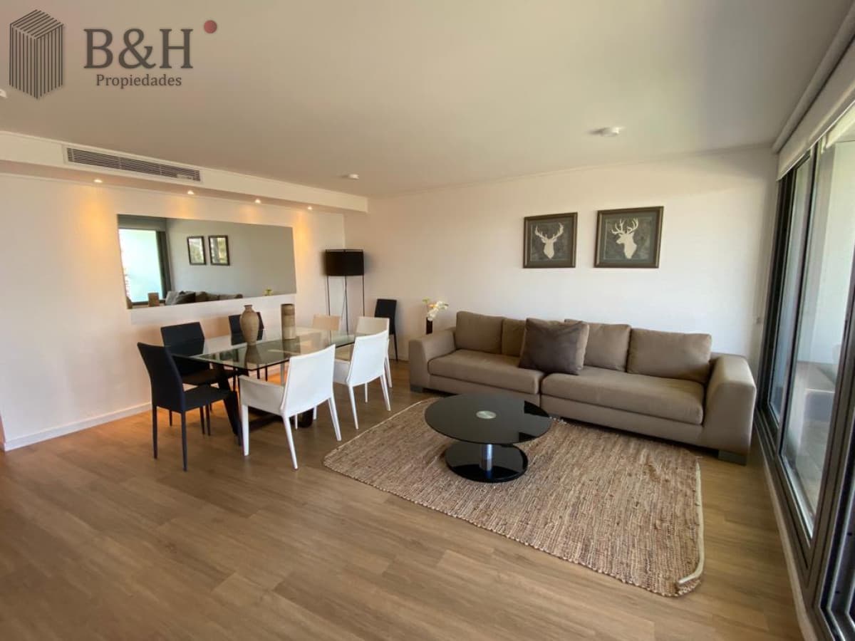 Venta y Alquiler de apartamento 3 ambientes - Aidy Grill, Punta del Este