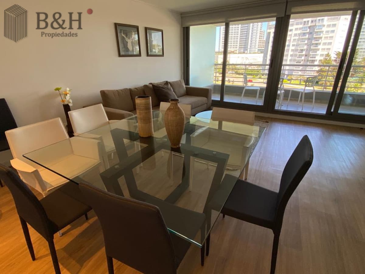 Venta y Alquiler de apartamento 3 ambientes - Aidy Grill, Punta del Este