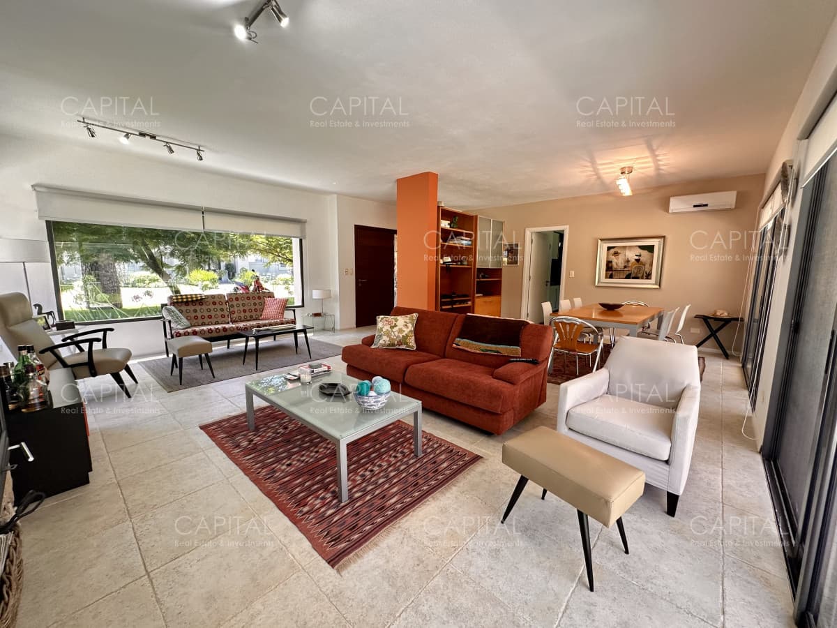Casa en venta en Barrio Privado Punta del Este