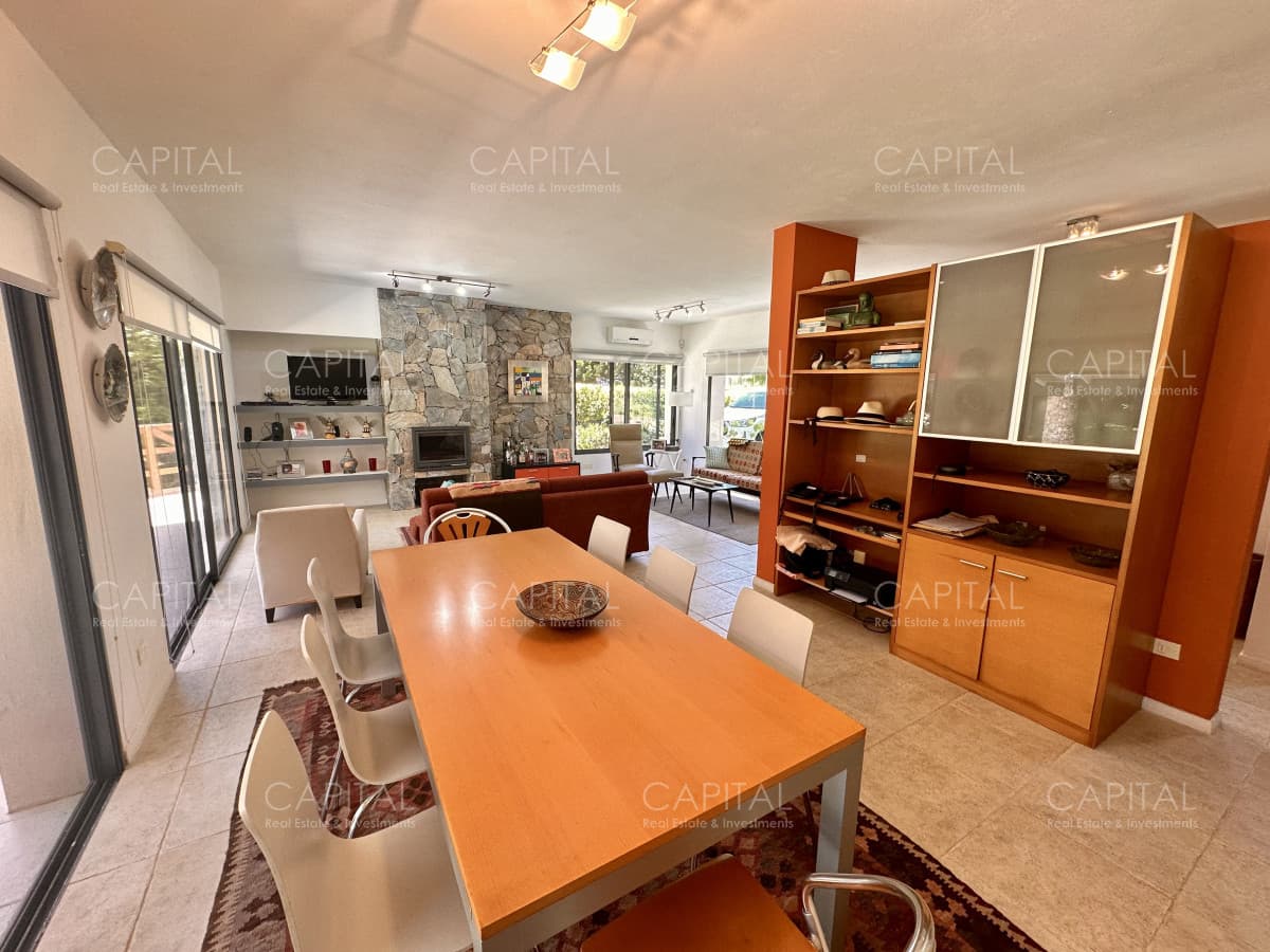 Casa en venta en Barrio Privado Punta del Este