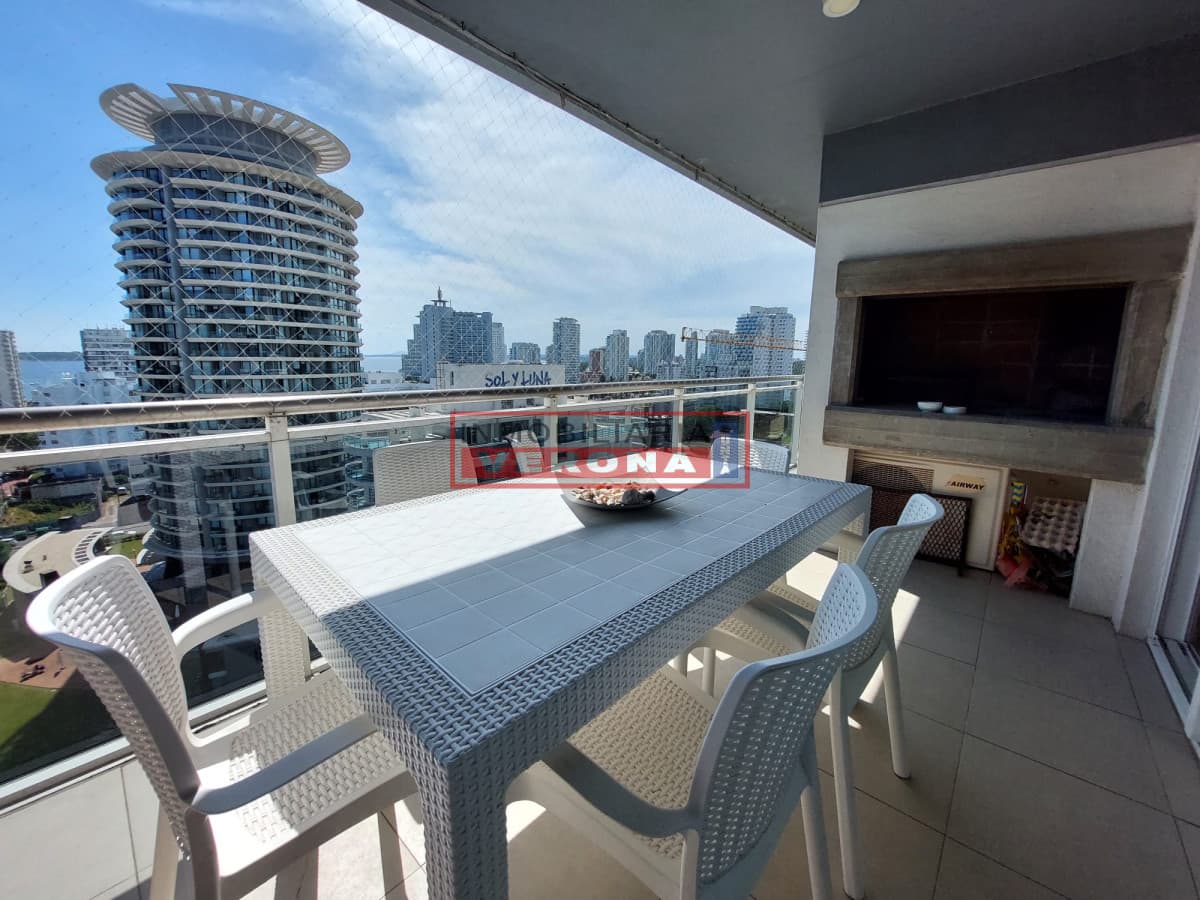 Apartamento en alquiler de Temporada 3 dormitorios - Inmobiliaria Verona Punta
