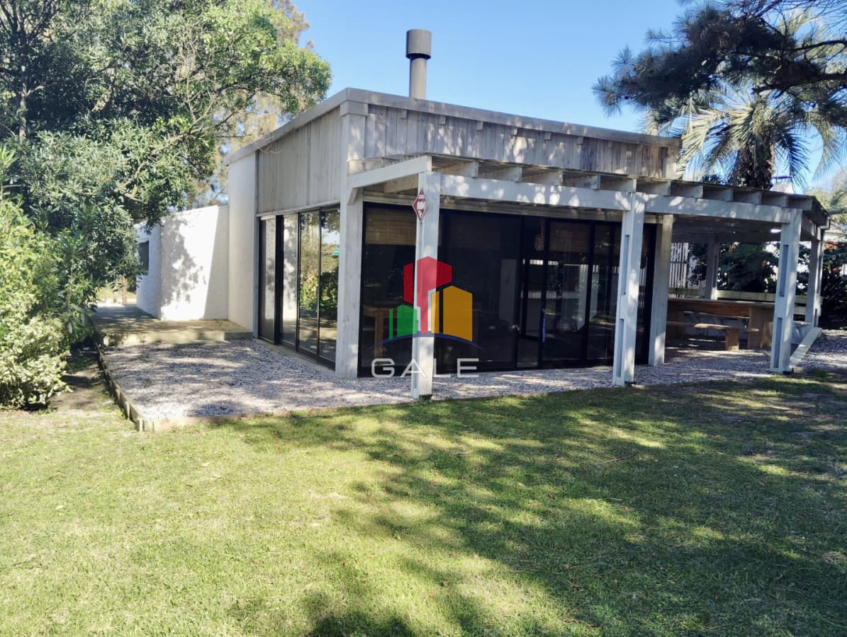 Gale Propiedades & Escribanía Casa ID.4870 - Casa a pocas cuadras de la playa del chorro