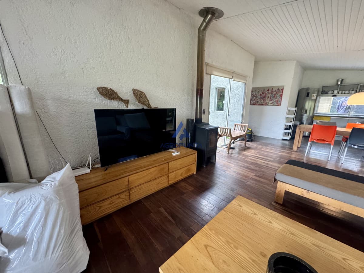 Casa venta alquiler Manantiales 3 Dormitorios