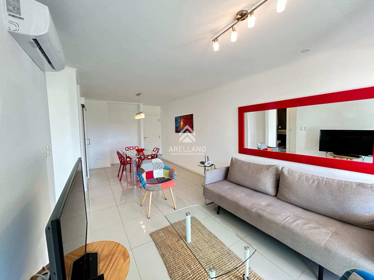 Apartamento ID.5699 - Venta apartamento 1 dormitorio punta del este Aidy Grill edificio Wind Tower