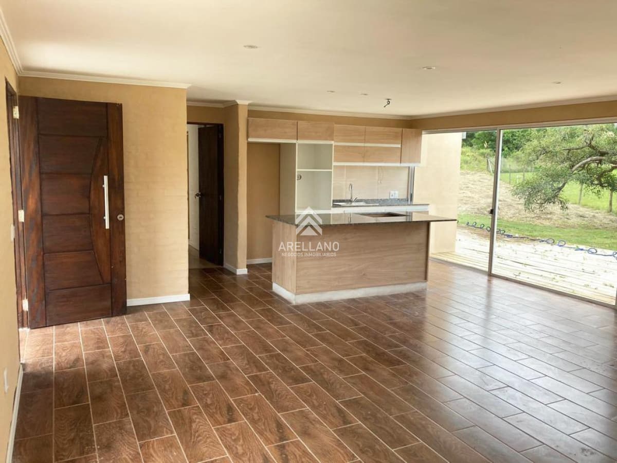 Casa ID.5043 - Casa de 3 dormitorios y 3 Baños en Barrio Privado Punta Ballena