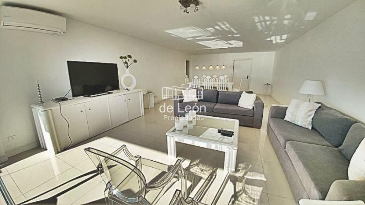 Departamento en venta 3 dormitorios Punta Del Este