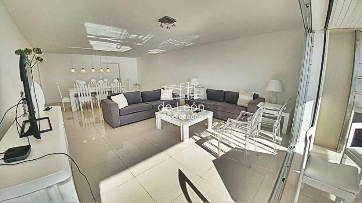 Departamento en venta 3 dormitorios Punta Del Este