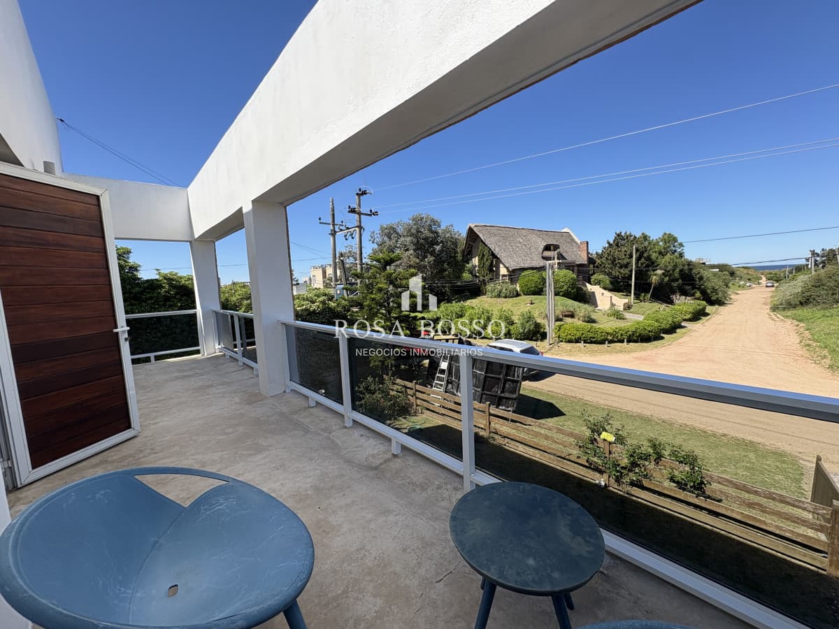 Casa Venta 4 dormitorios Punta Ballena