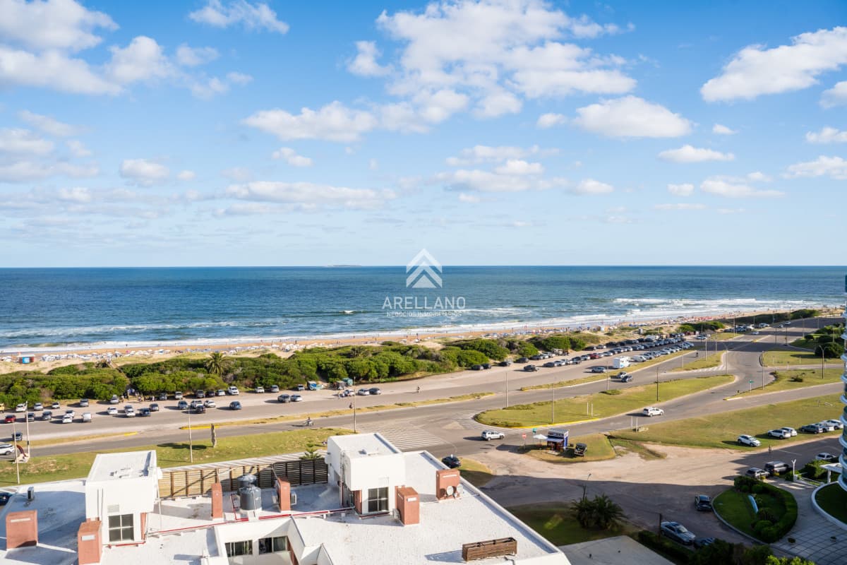 Apartamento ID.6041 - Venta apartamento 3 dormitorios mas servicio