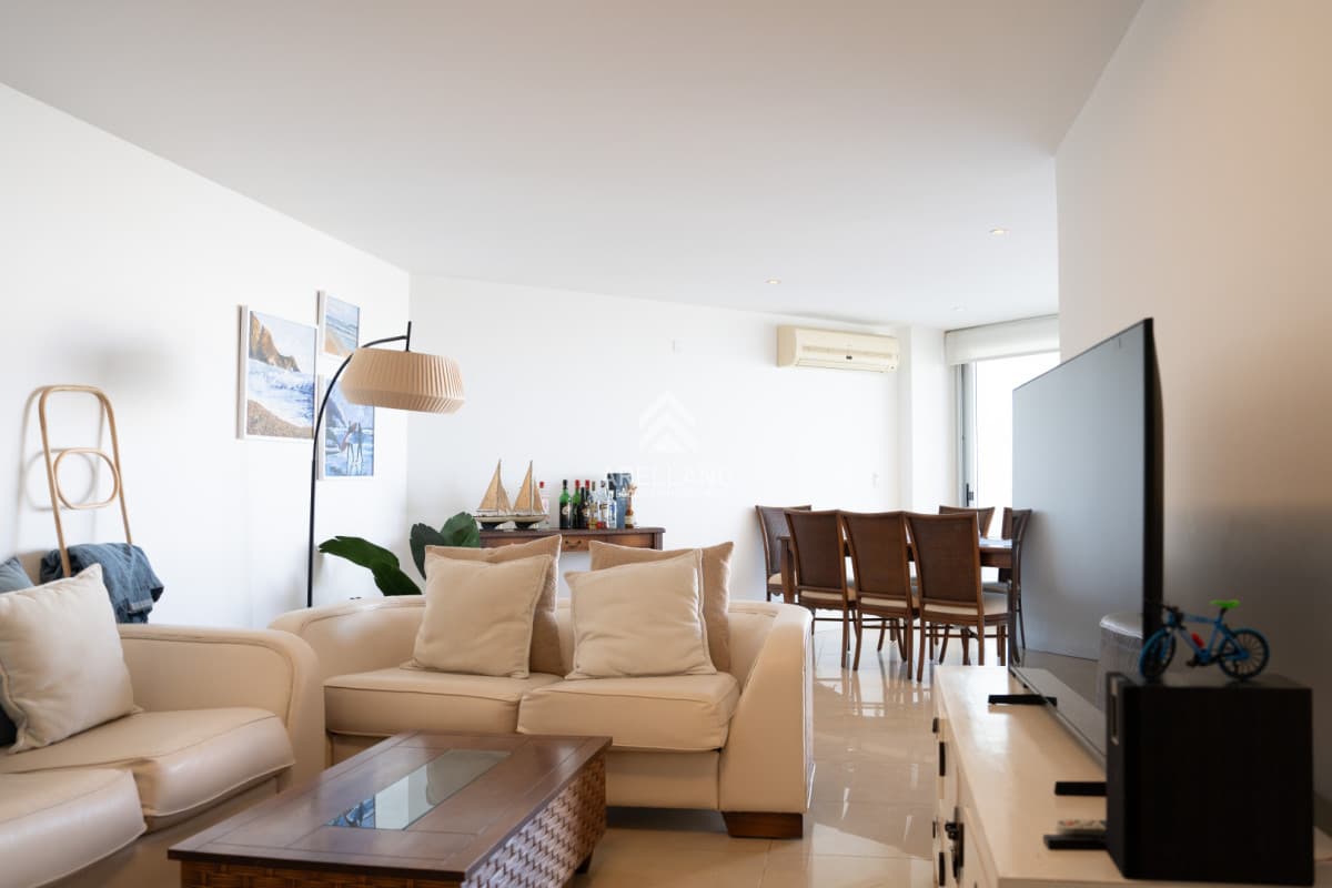 Apartamento ID.6041 - Venta apartamento 3 dormitorios mas servicio