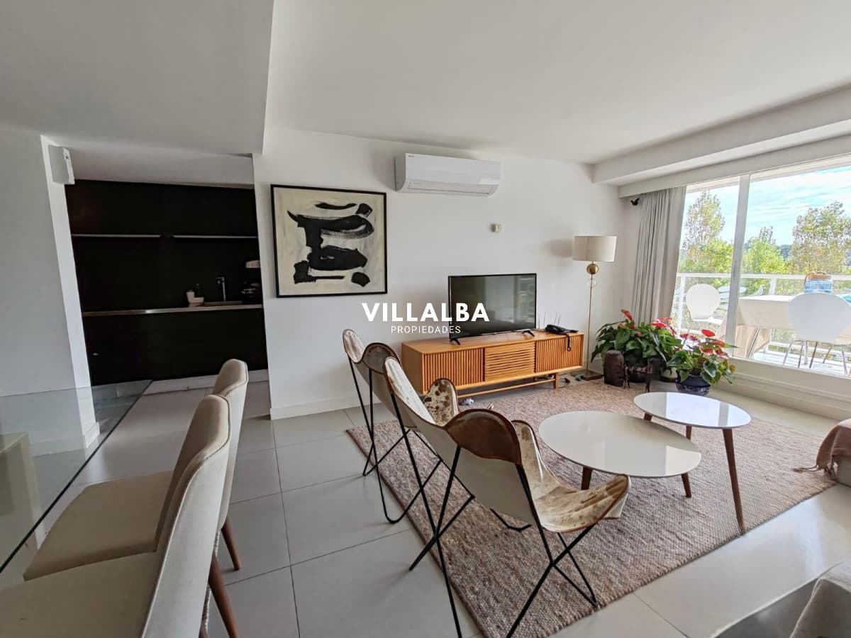 En venta apto 3 dormitorios en torre de categoría