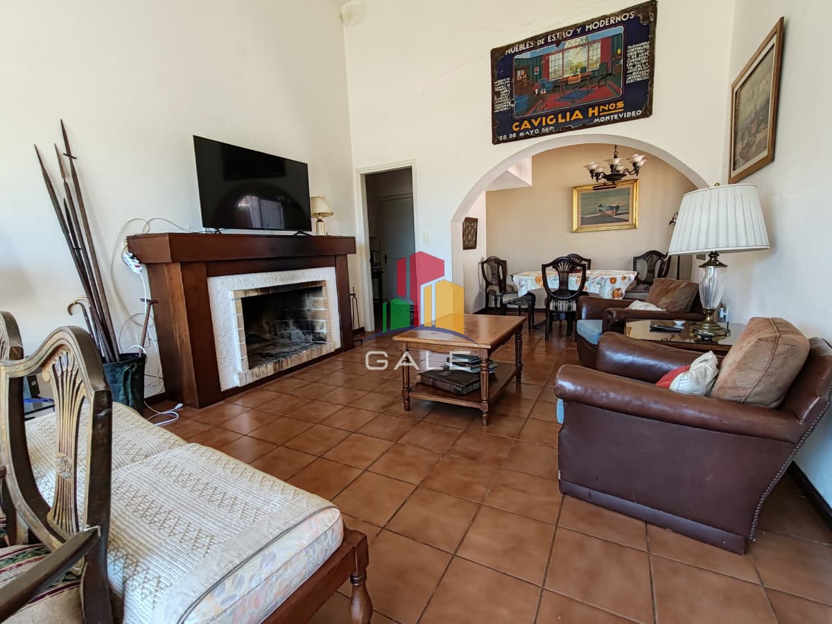 Casa en alquiler primera línea en Playa Mansa  -
