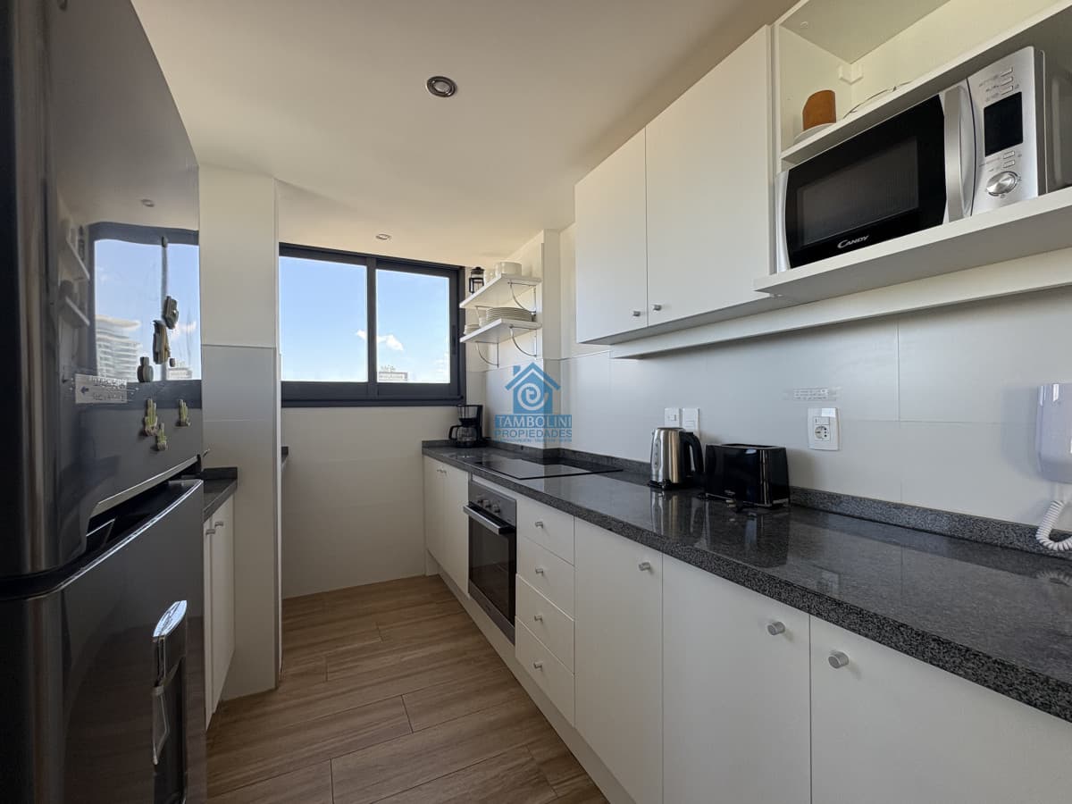 Apartamento ID.1154 - Alquiler y Venta Edificio a pasos de La Brava !