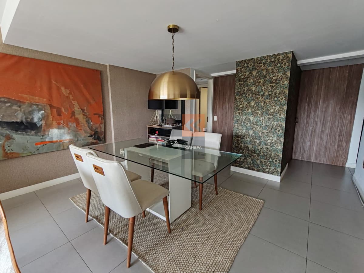 En venta apto 3 dormitorios en torre de categoría