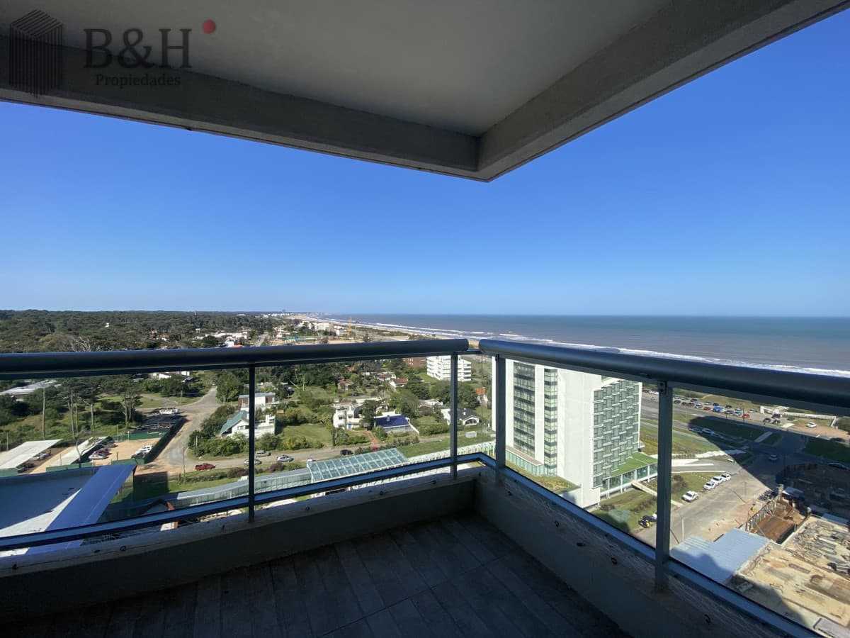 apartamento en venta 3 dormitorios brava