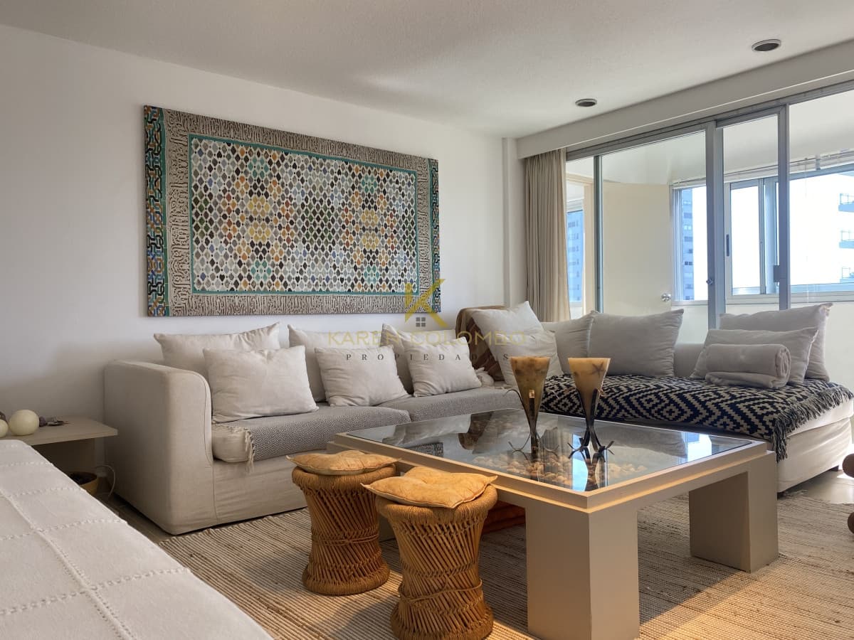 Apartamento en Torre Antares