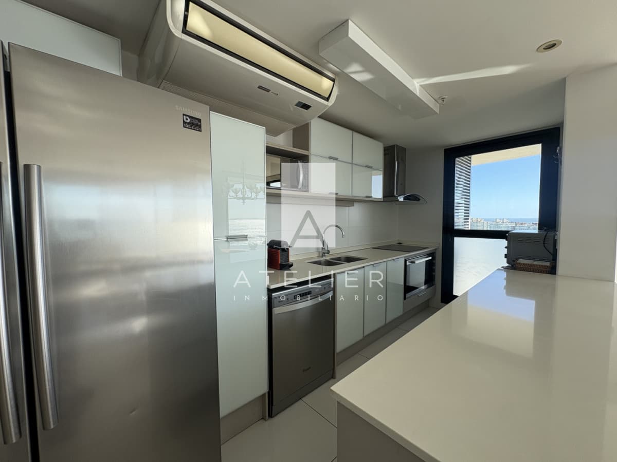 Venta de apartamento 3 dormitorios, FINANCIADO, Punta del Este
