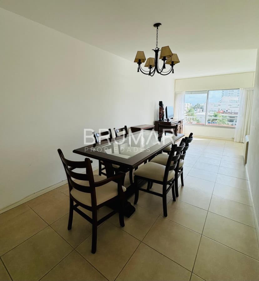 Venta apartamento el corazón de la península 2 dormitorios 2 baños.