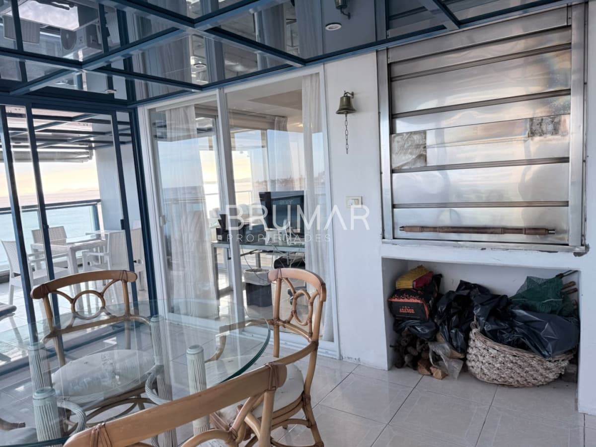 Apartamento frente al mar en Beverly Tower