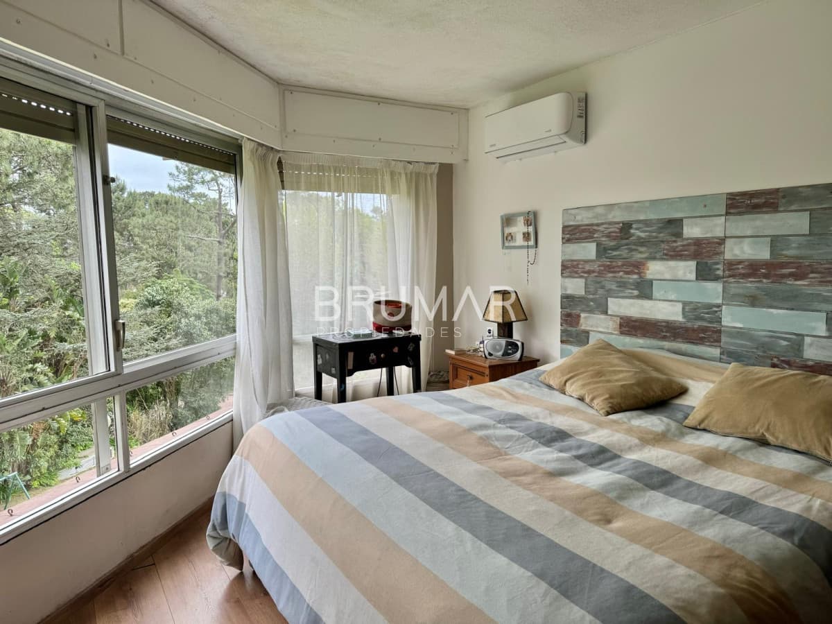 Apartamento en venta 3 dormitorios mas servicio completo.