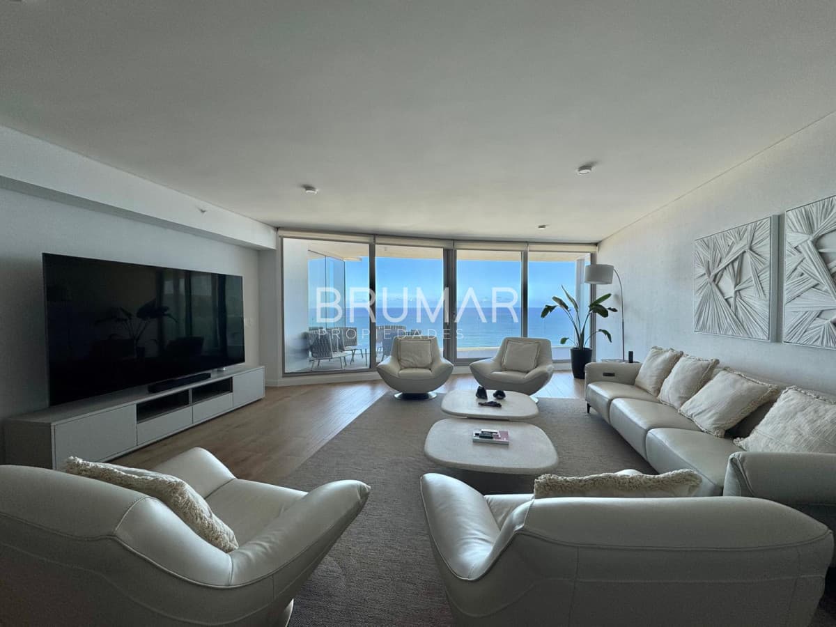 Apartamento venta y alquiler en playa Brava  -