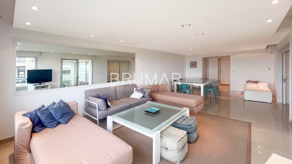Venta apartamento 3 dormitorios en Brava