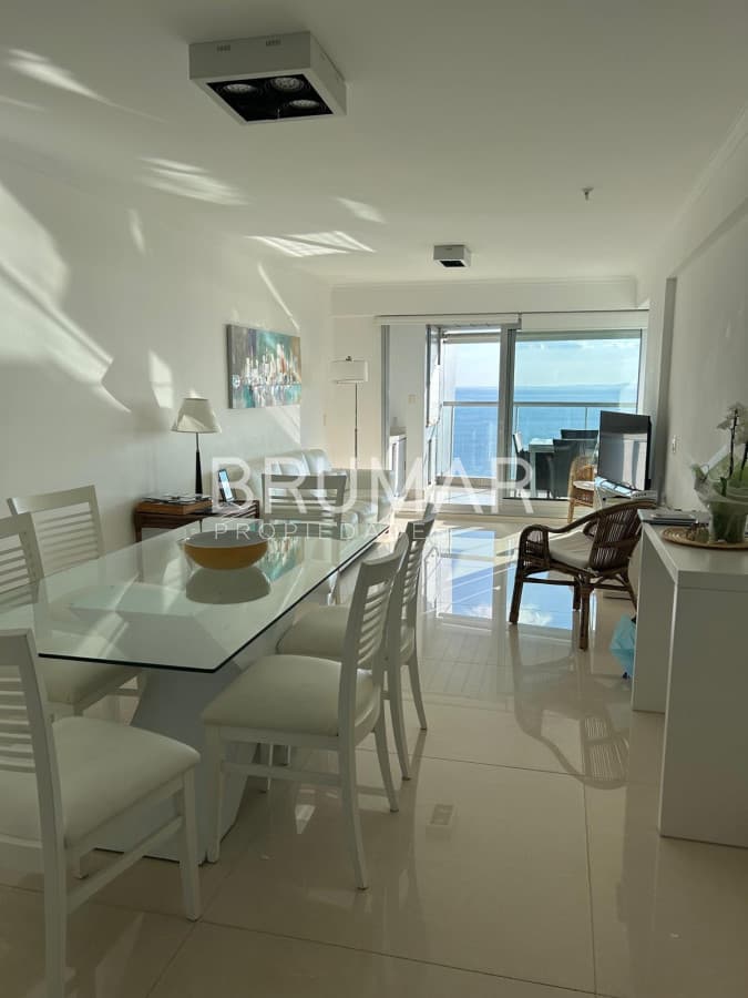 Apartamento en alquiler de verano 2 dormitorios full amenitties  -