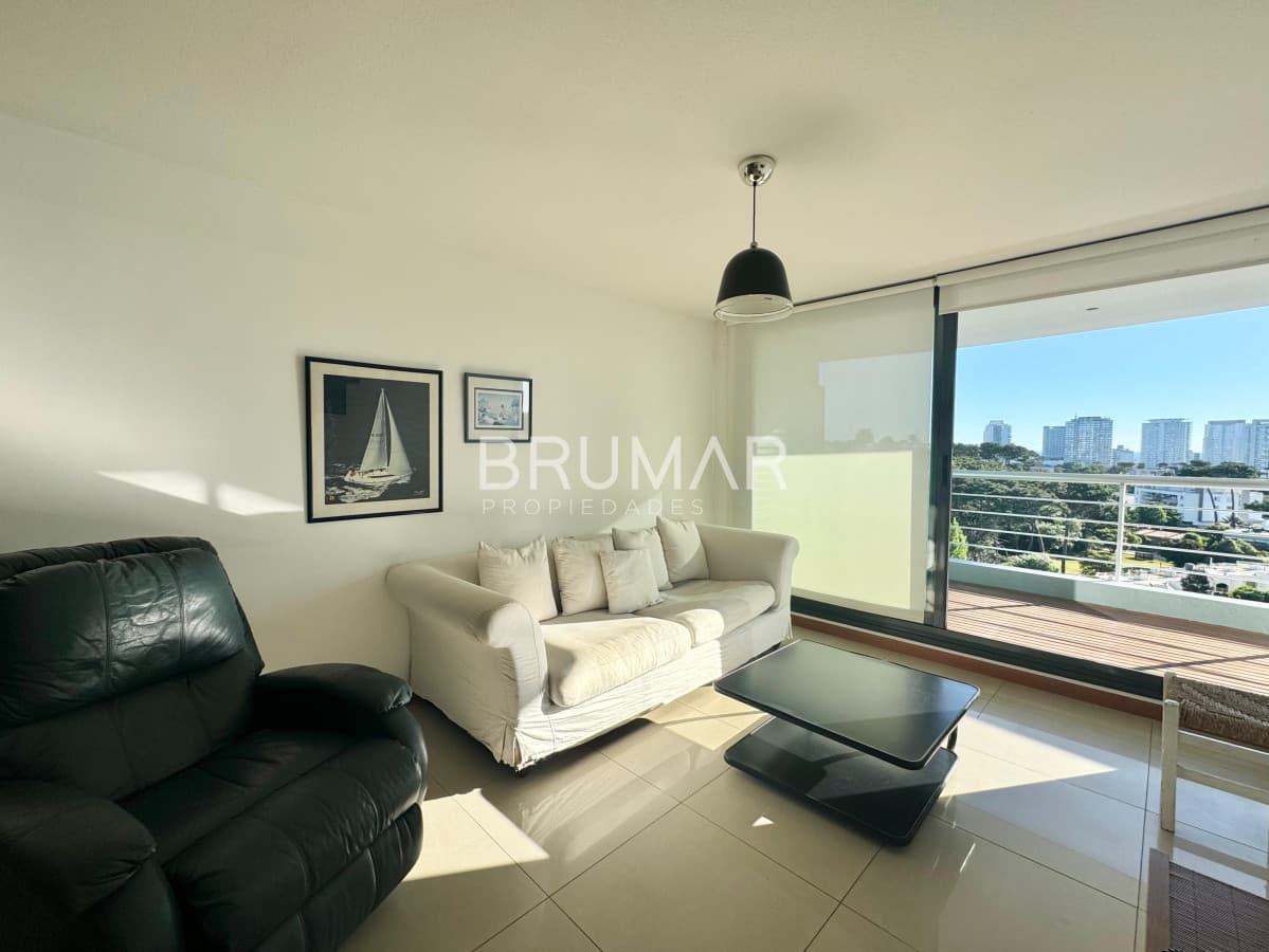 Apartamento en Venta de Dos Dormitorios Playa Brava