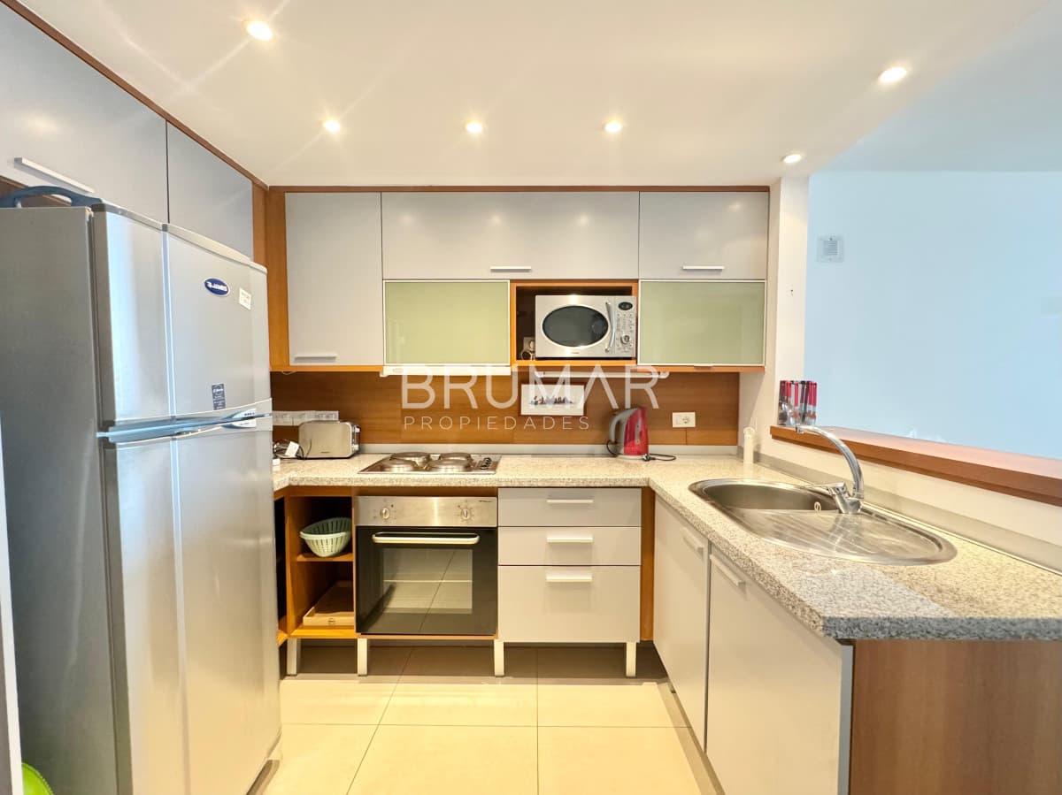 Apartamento en Venta de Dos Dormitorios Playa Brava