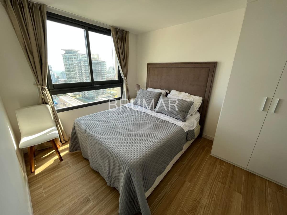 Venta apartamento 2 dormitorios con vista al mar