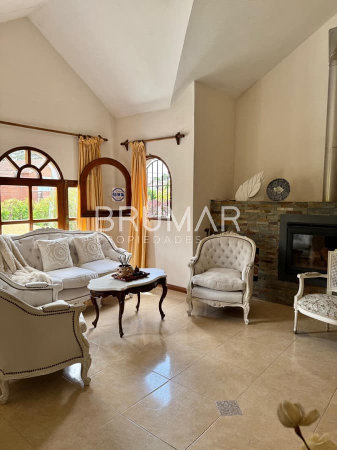Venta de casa en Jardines de Córdoba 2 dormitorios