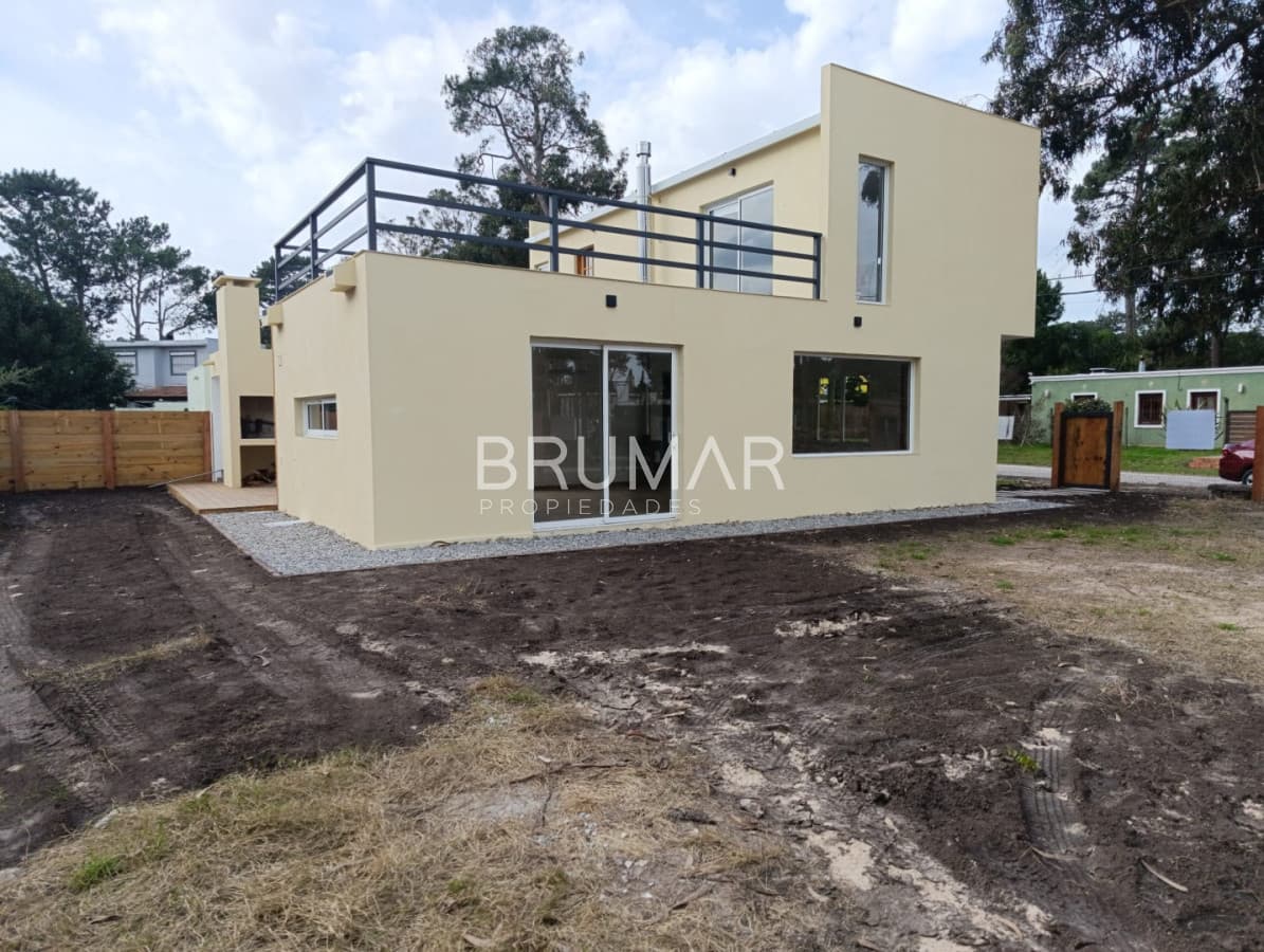 Venta pinares 3 dormitorios