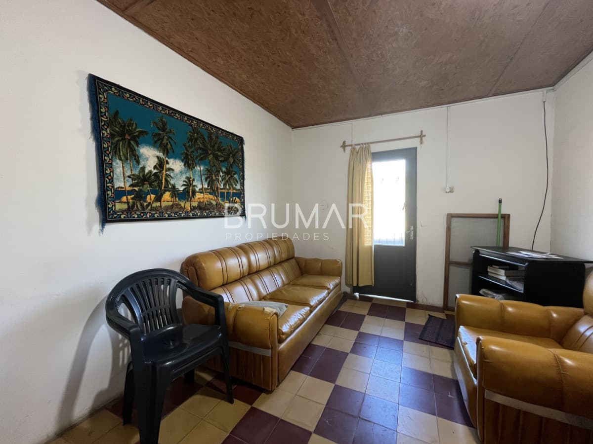 Casa con terreno adicional en ubicación estratégica, cerca de Paysandú y Termas de Guaviyú