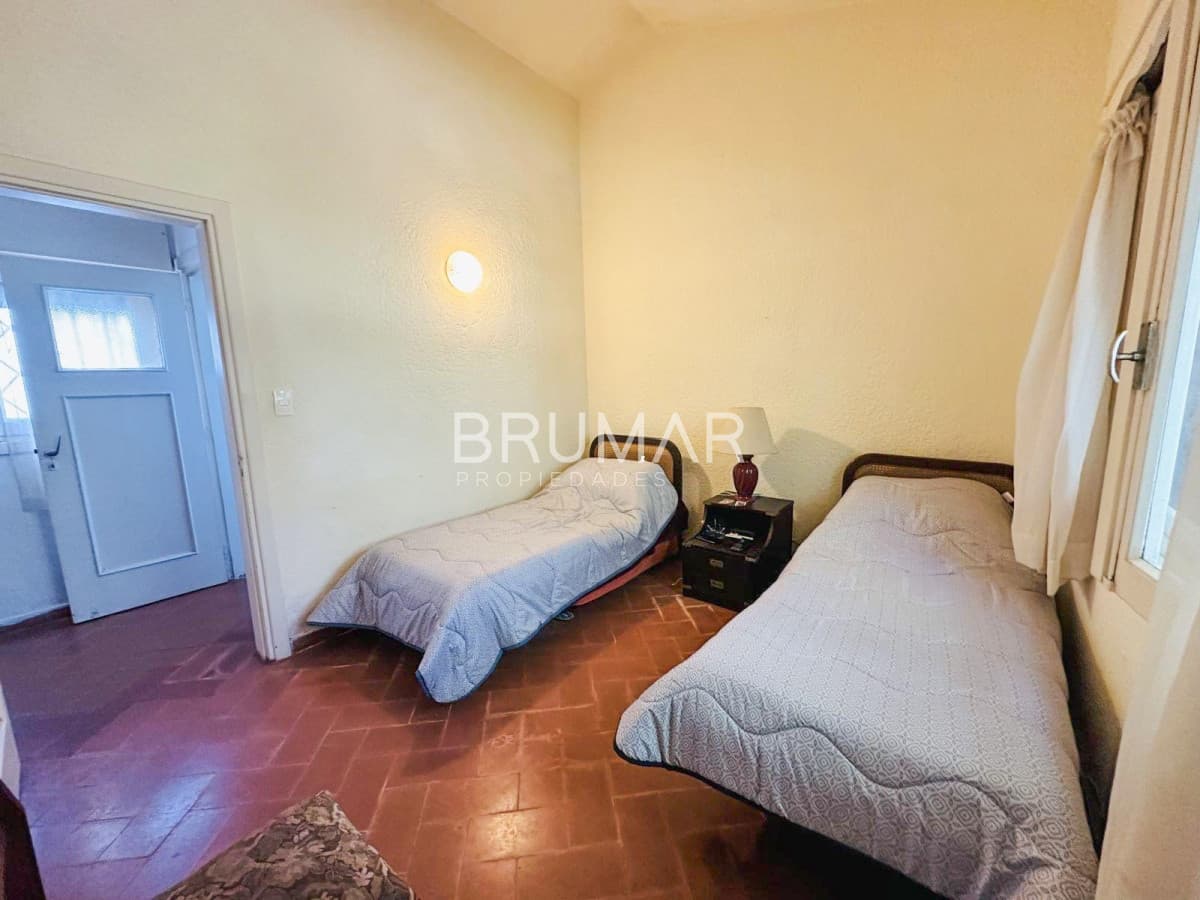 Venta casa con excelente terreno de 2832 m².