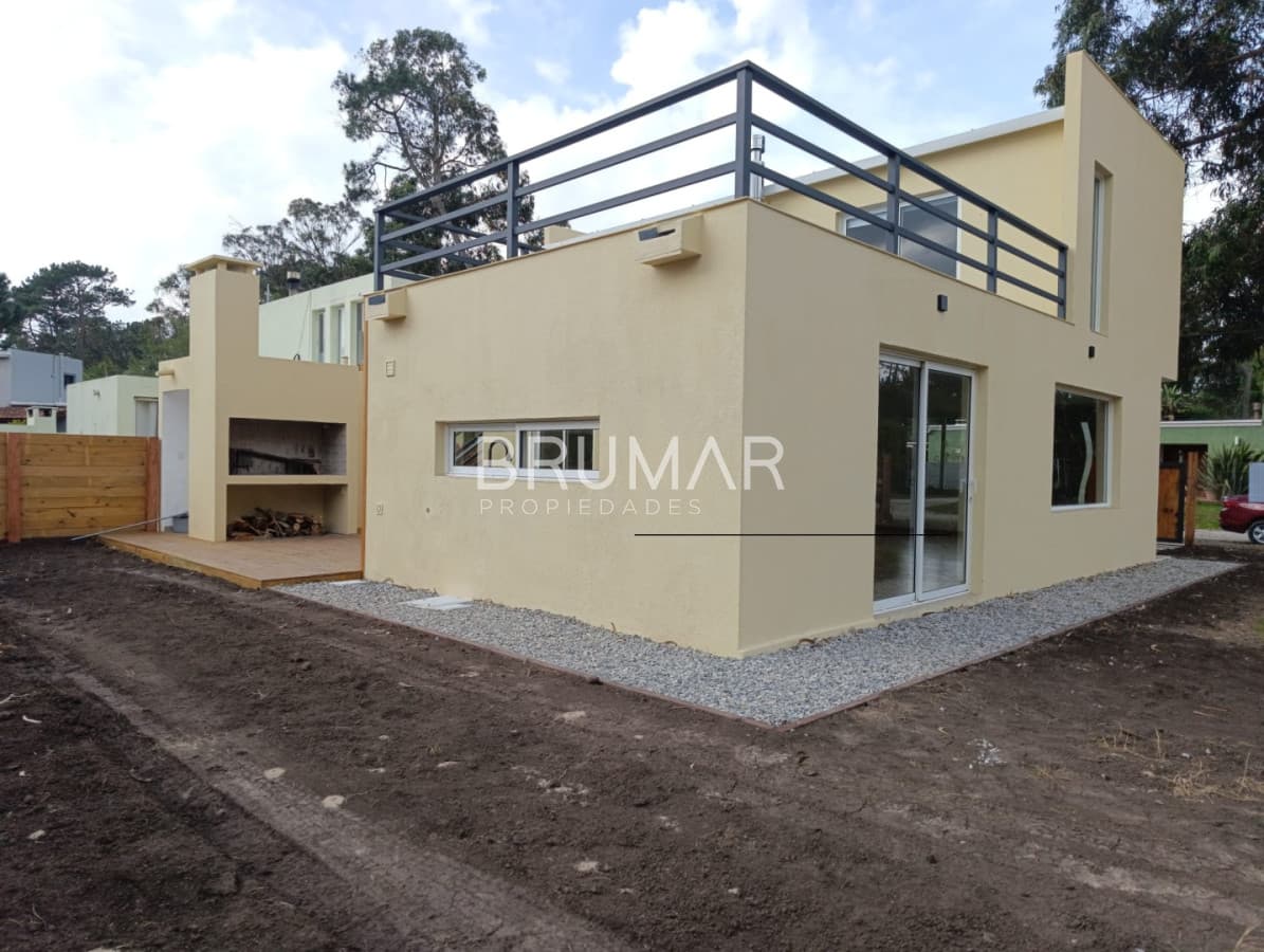 Venta pinares 3 dormitorios