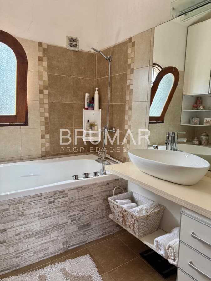 Venta de casa en Jardines de Córdoba 2 dormitorios