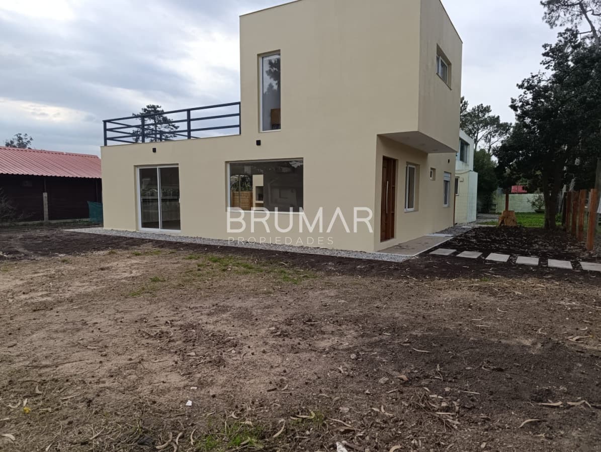 Venta pinares 3 dormitorios