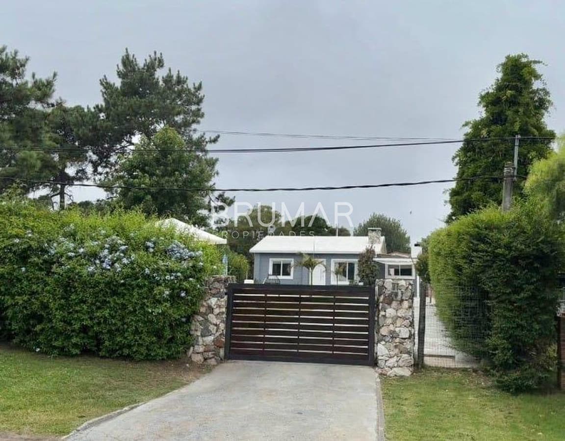 Venta casa 3 dormitorios excelente zona