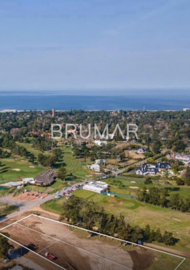 Manzana entera en Golf