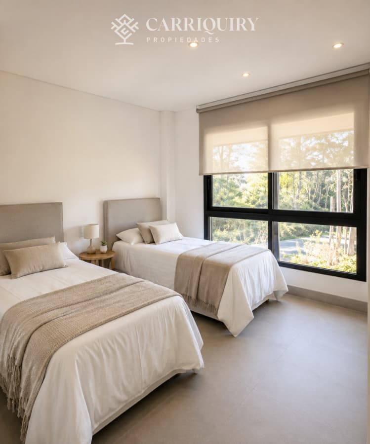 Casa alquiler anual 3 dormitorios Golf sin muebles   -