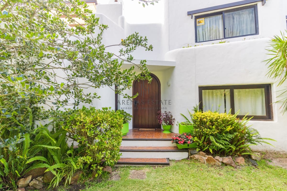 Casa ID.2714 - Casa en venta en complejo de Punta Ballena