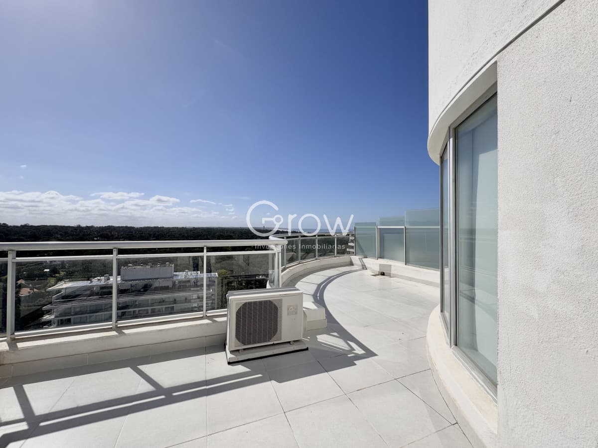 Apartamento penthouse en venta Punta del Este, Ocean Drive Aidy grill