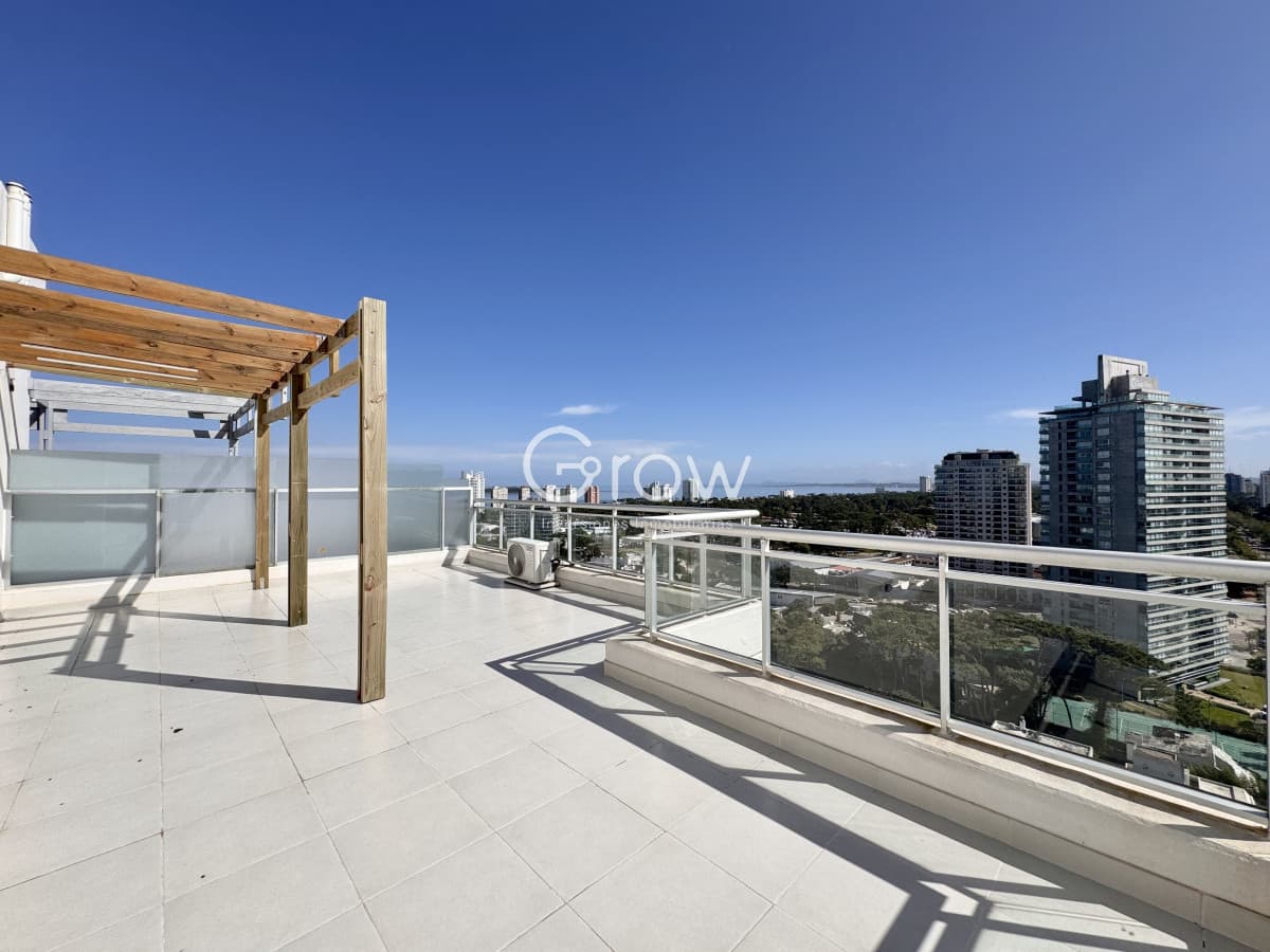Apartamento penthouse en venta Punta del Este, Ocean Drive Aidy grill