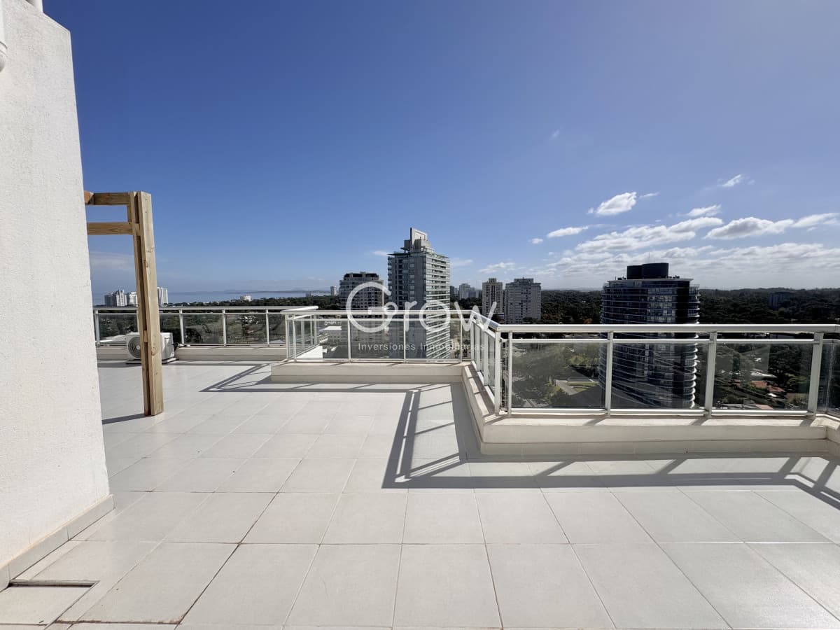 Apartamento penthouse en venta Punta del Este, Ocean Drive Aidy grill