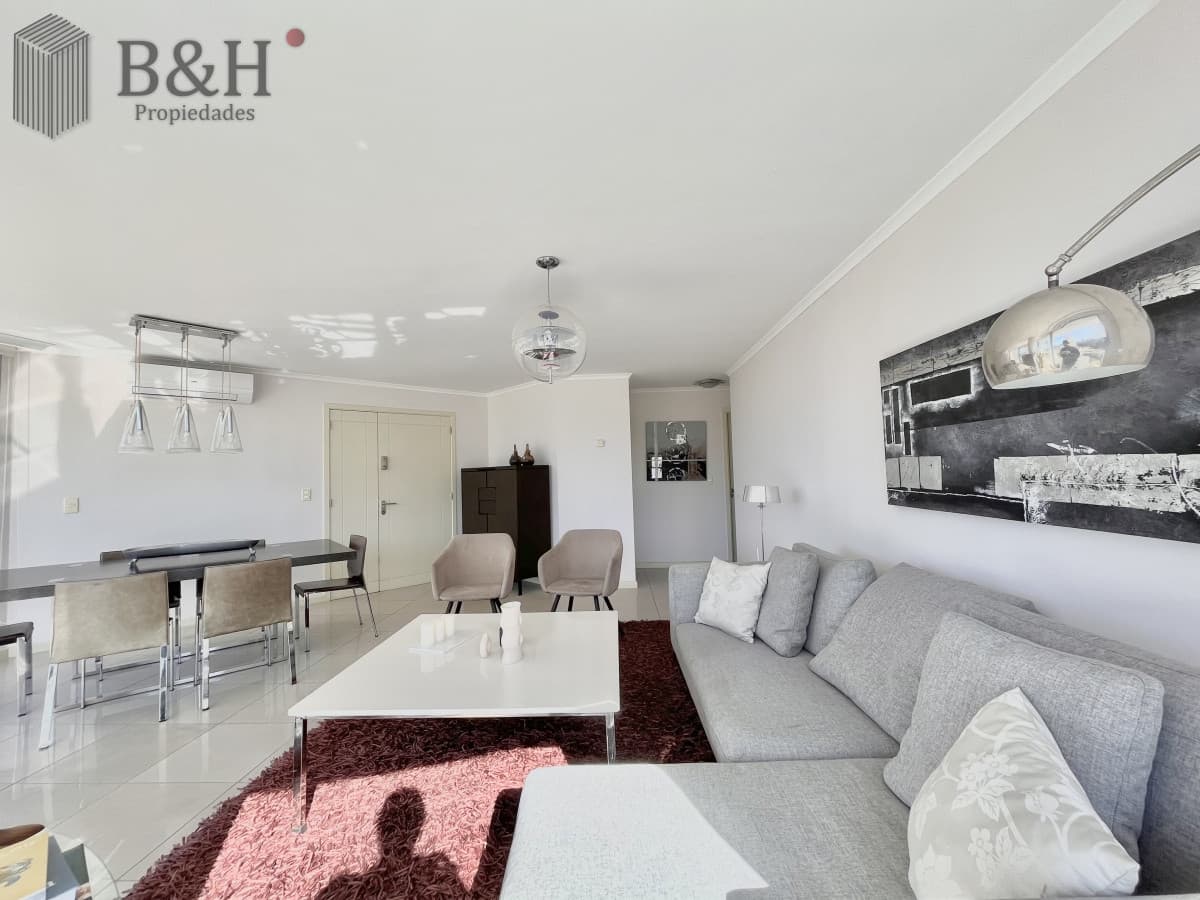 Apartamento alquiler anual Punta del este 3 dormitorios más dependencia Aidy grill