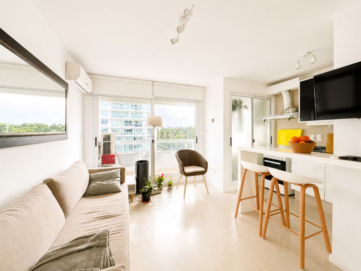 Departamento en venta en zona Punta Shopping, Roosevelt