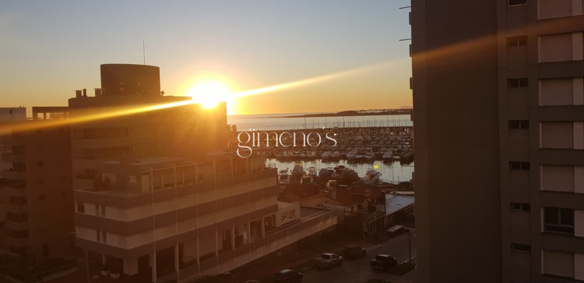 Venta Apartamento 2 Dormitorios en Peninsula REMODELA - Punta del Este DO